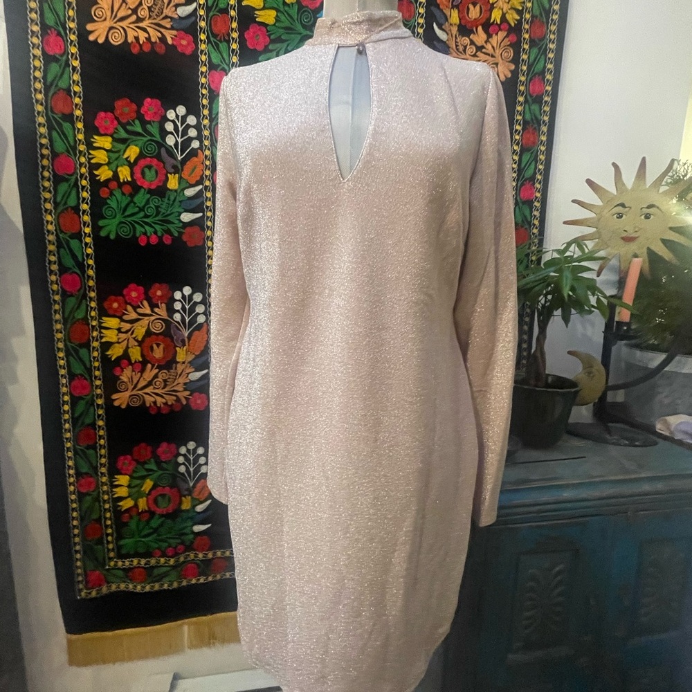 Glitter Light Pink Key-Hole Dress